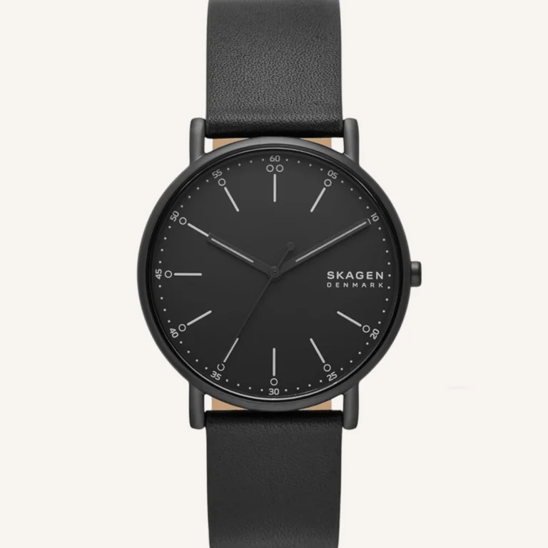old money black watch